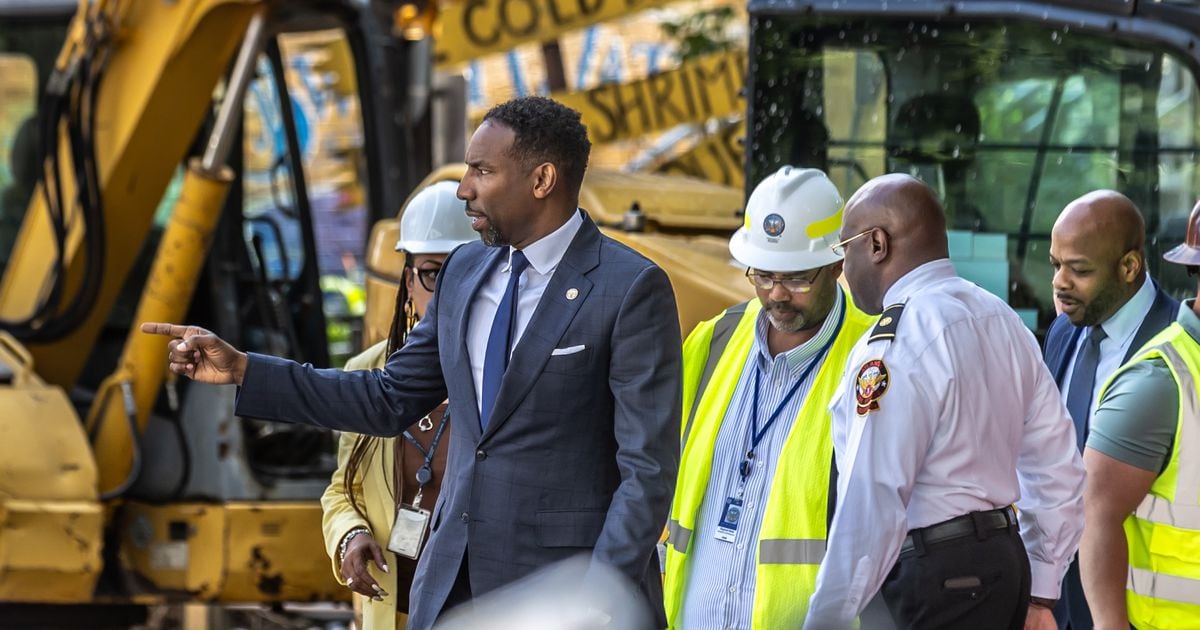 Featured image for "Atlanta Faces Water Crisis Amid Mayor's Absence and Economic Impact"