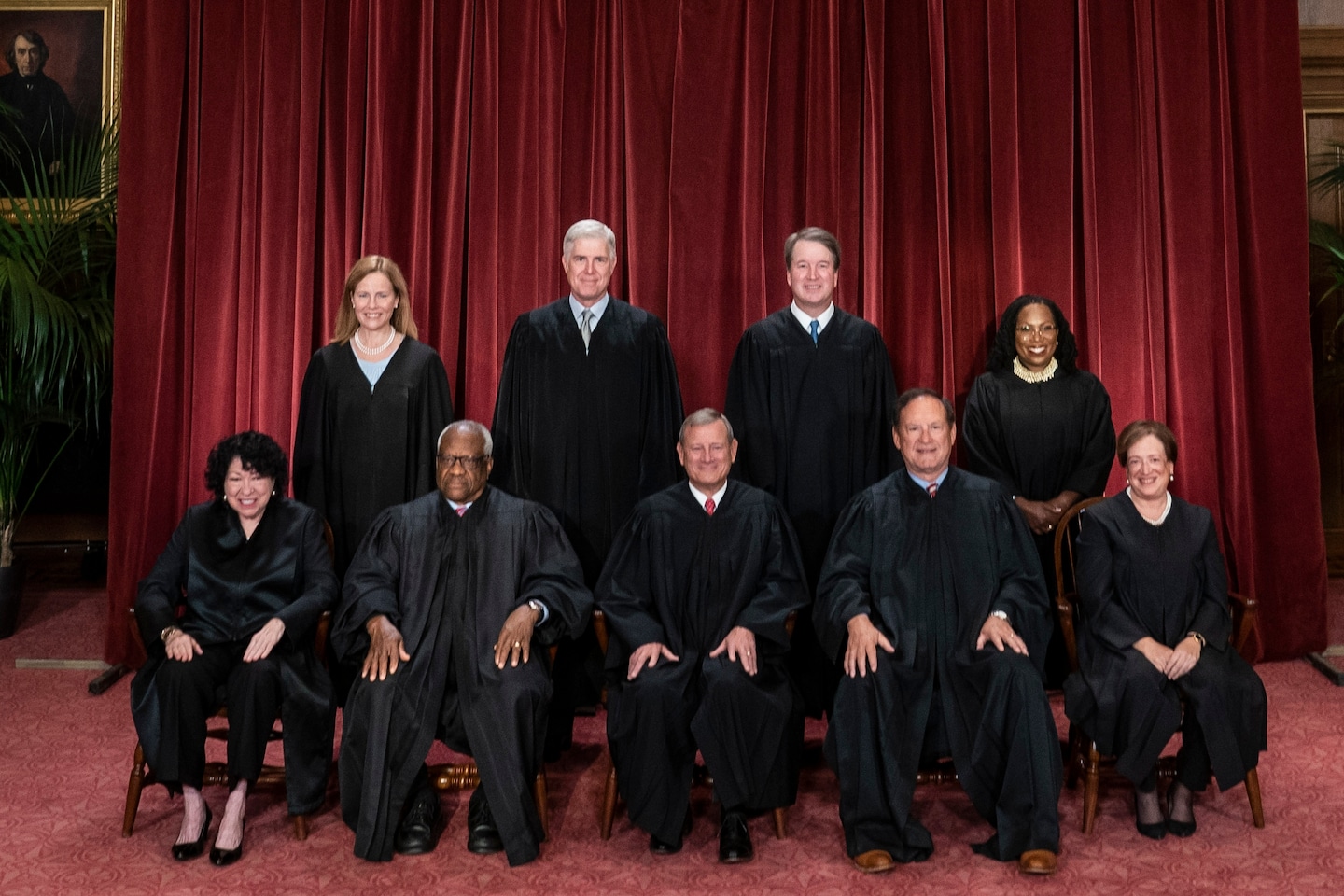 "Supreme Court to Rule on Trump's Eligibility for Office and Colorado Ballot"