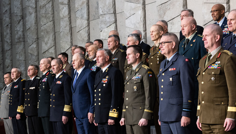 "NATO Chiefs of Defence Address Ukraine Crisis and War-Fighting Transformation"