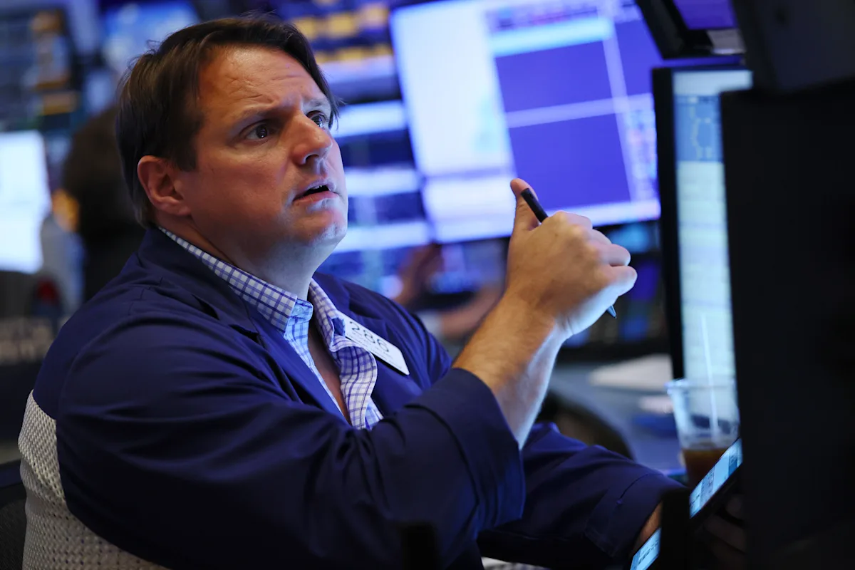 Stock Markets Rise and Fall Amid Trade Tensions and Canada Tax Disputes