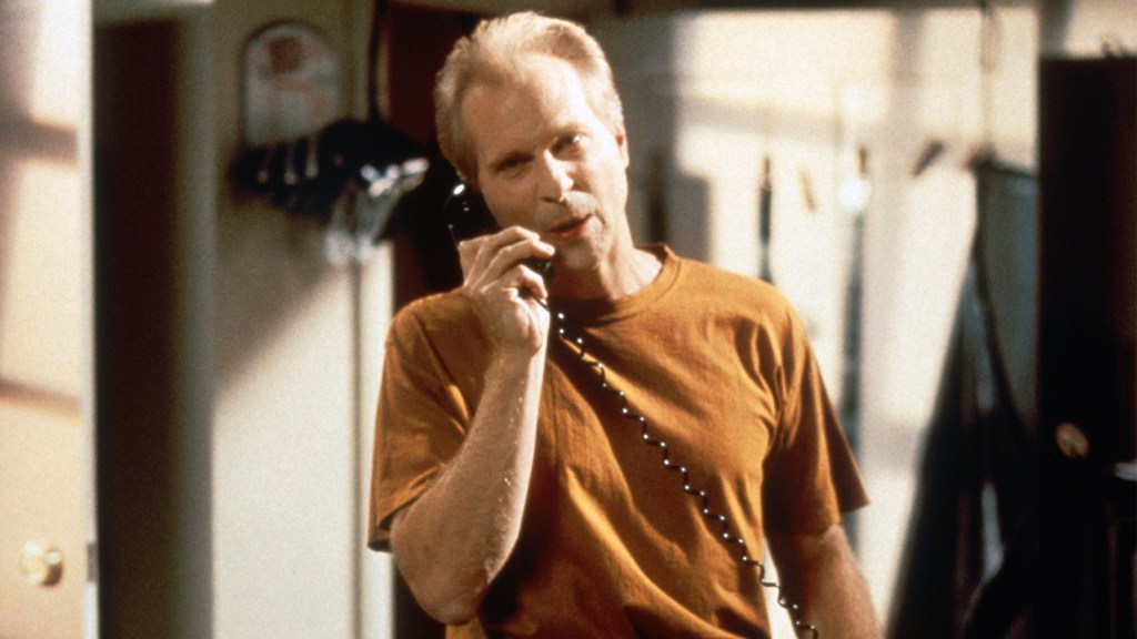 'Seinfeld' Actor Peter Crombie, Known for Portraying Crazy Joe Davola, Dies at 71