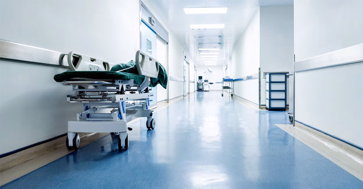 Featured image for 13 Expat Workers Die from Suspected Toxic Alcohol in Kuwait