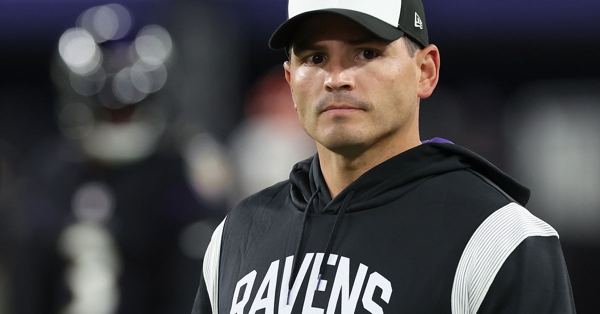 "Seahawks' Coaching Search Nears Conclusion with Mike Macdonald Interview"