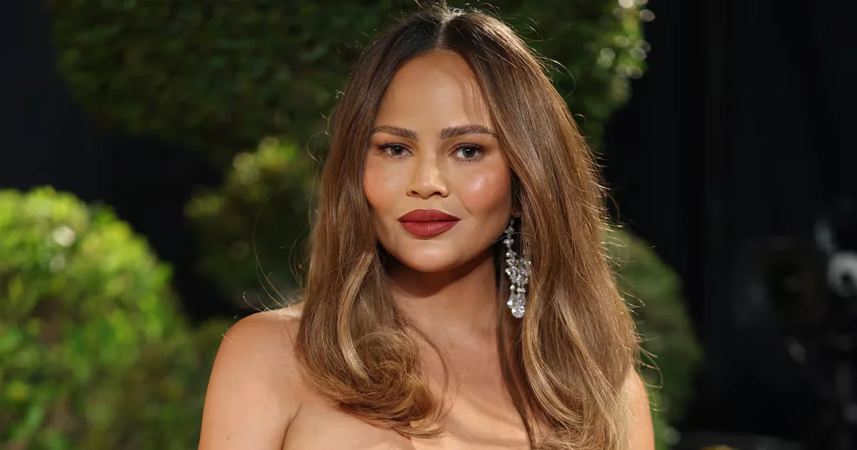 Chrissy Teigen Opens Up About Returning to Sobriety After Quiet Relapse