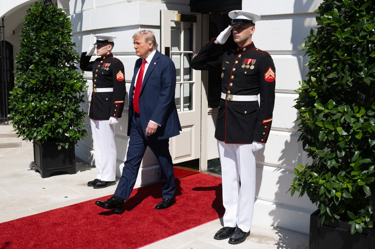 Featured image for Trump and Poland Strengthen Military Ties with Troop and Flyover Showcases