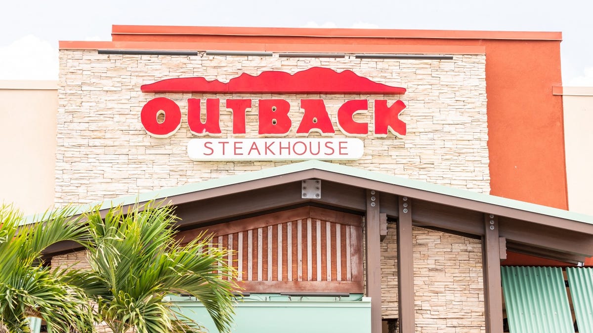 Featured image for "Multiple Outback Steakhouse, Carrabba’s, Bonefish Grill, and Fleming’s Locations to Close Across the US"