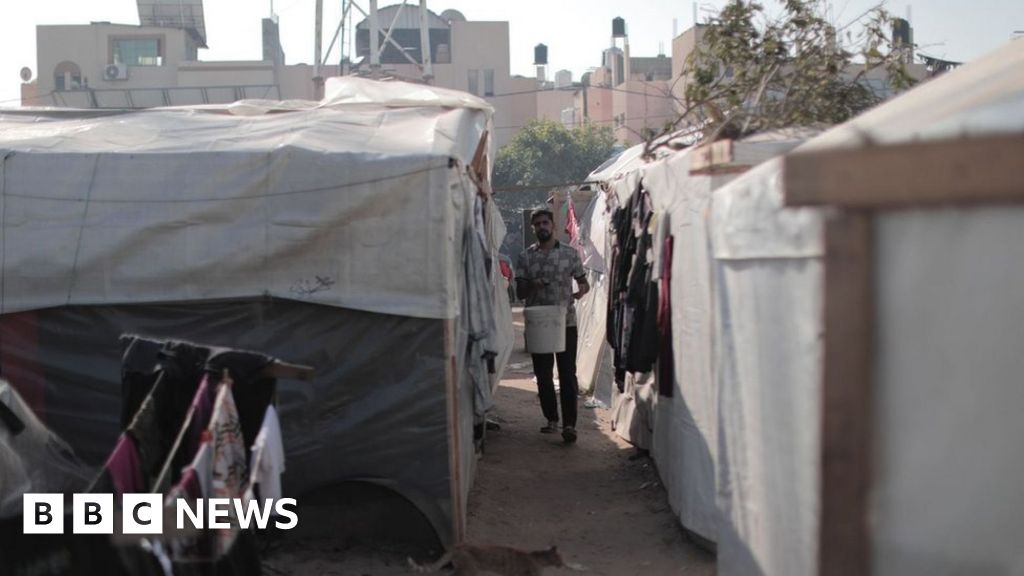"Israeli Assault on Khan Younis: UN Reports Nine Killed at Gaza Shelter"