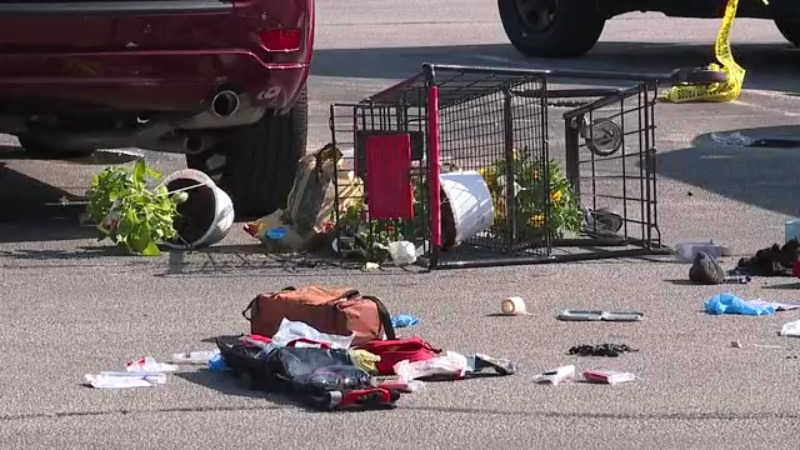 Featured image for 3-Year-Old Fatally Stabbed in North Olmsted Grocery Store Parking Lot