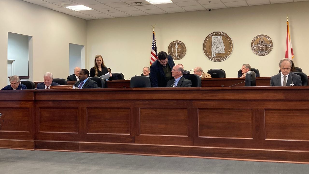 Featured image for Alabama Medical Cannabis Commission Announces 5 Companies Chosen for Business Licenses