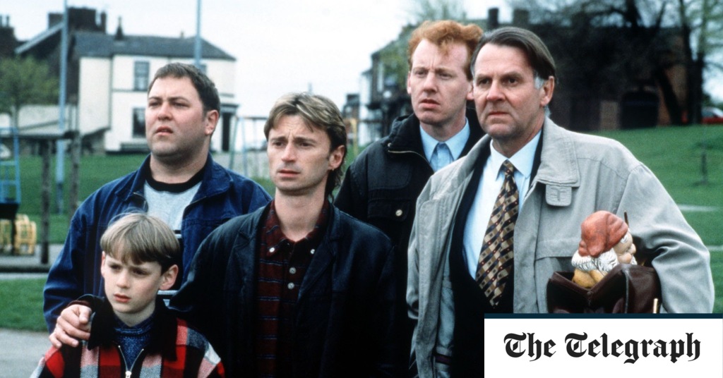 "Acclaimed 'The Full Monty' Star Tom Wilkinson Passes Away at 75"