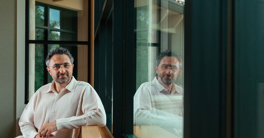 Featured image for "Microsoft Appoints DeepMind Co-Founder Mustafa Suleyman as CEO of Consumer AI Unit"