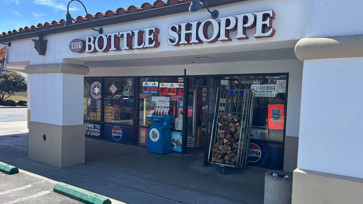 Featured image for "Southern California Liquor Store Sells Two Winning Powerball Tickets Totaling $1.6M"