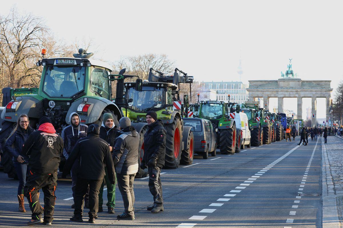 Featured image for "German Farmers' Protests Shake Scholz's Government and Spark Nationwide Unrest"