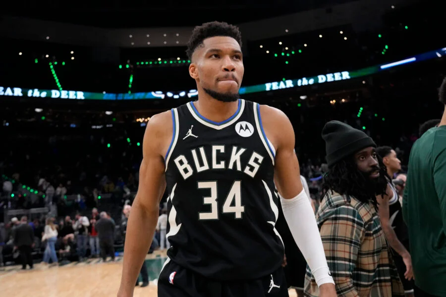 Giannis Out 4-6 Weeks with Calf Injury, Bucks Reassess Championship Window