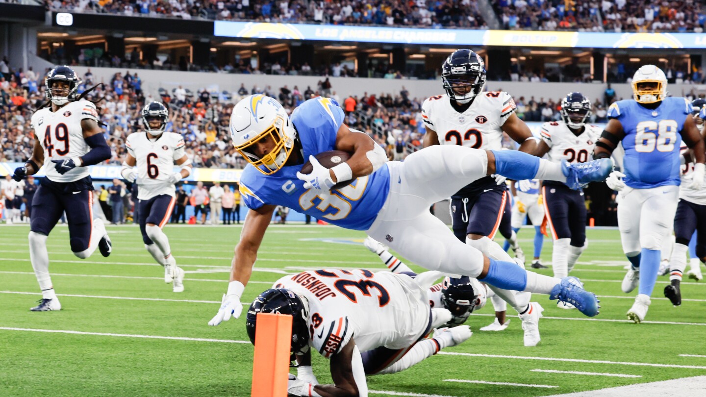 Chargers Dominate Bears in Sunday Night Football Showdown