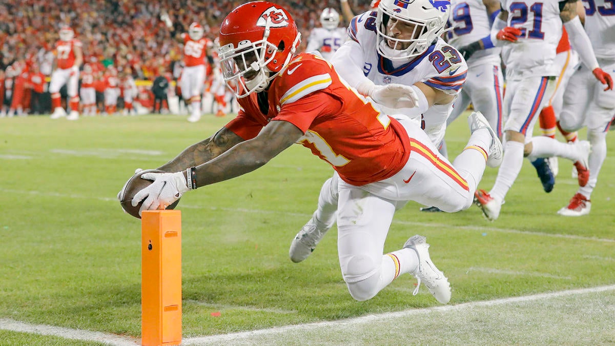 Jets add former Chiefs WR Mecole Hardman on one-year deal.