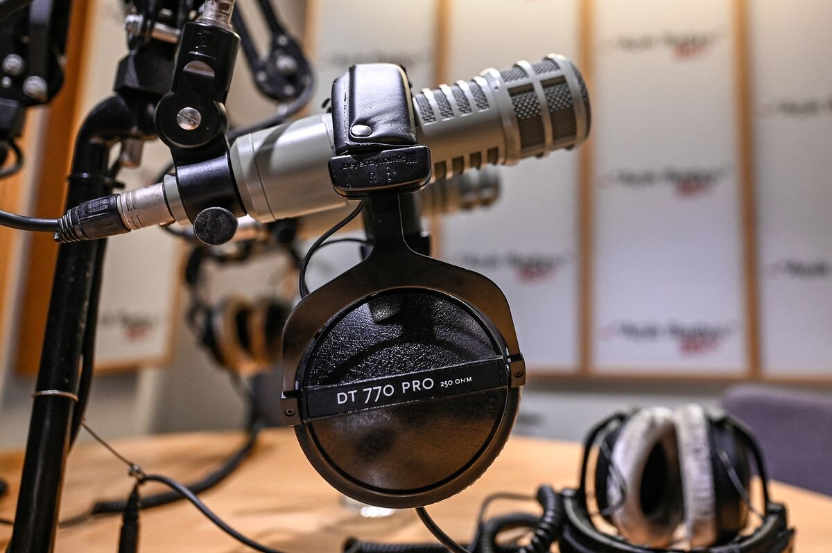 Featured image for Public Broadcasting to Shut Down Following Trump Funding Cuts