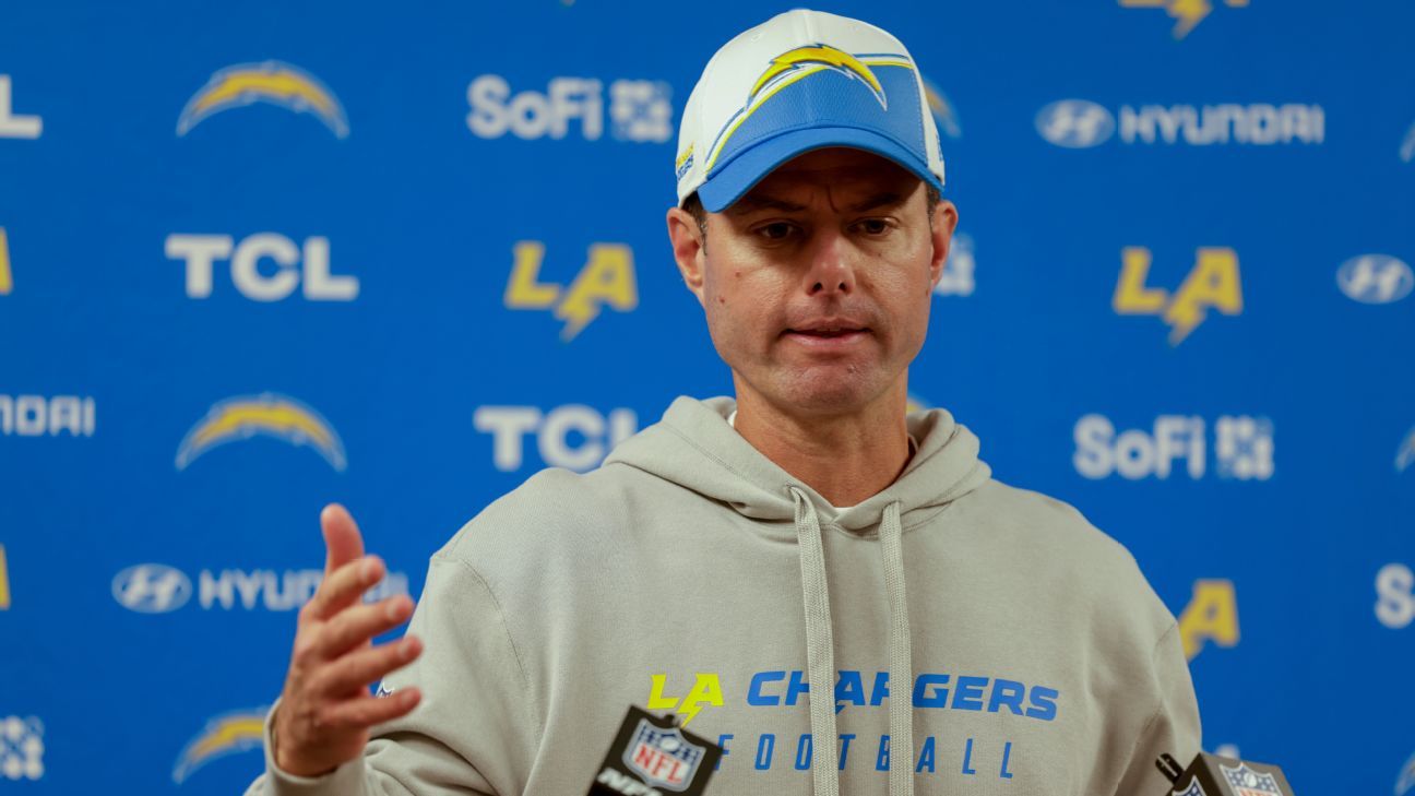 Brandon Staley's Defensive Confidence Tested as Chargers Lose to Packers