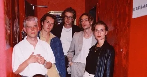 Featured image for British Band Sports Team Robbed at Gunpoint in California on Tour Kickoff