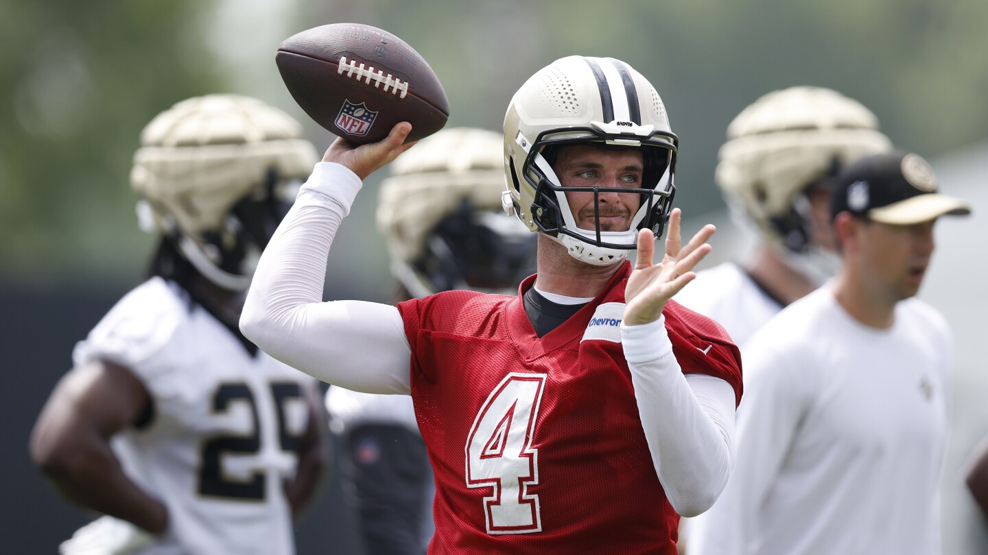 Featured image for Derek Carr Warns Proposed Offseason Changes Could Lower Skill Levels