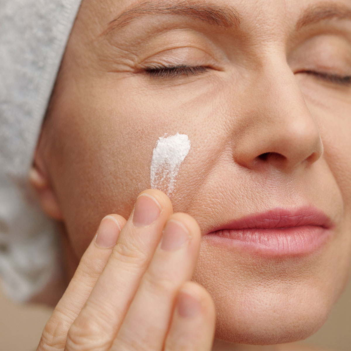 Featured image for Dermatologists Reveal the Ultimate Nighttime Skincare Routine for Aging Skin