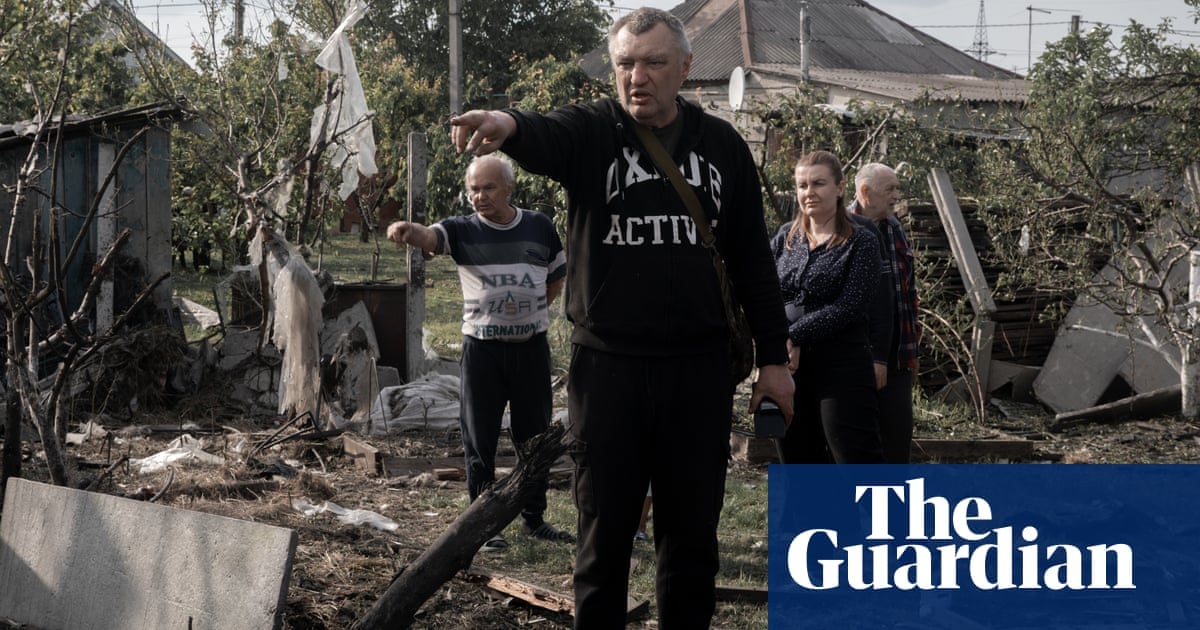 Kharkiv Residents Flee as Russian Attacks Intensify