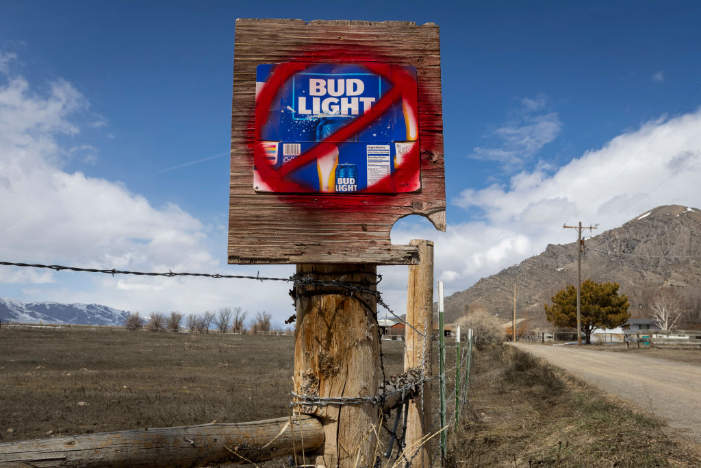Bud Light Marketing Exec Takes Leave Amid Controversy