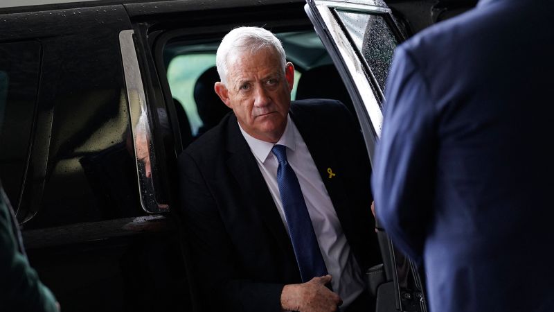 "US Officials Press Israeli Defense Leaders on Gaza Crisis and Hostage Situation"