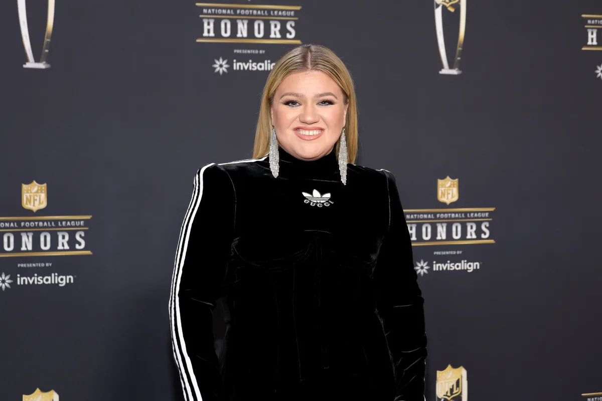 Kelly Clarkson's Powerful Parenting Move and the Reality of Divorce