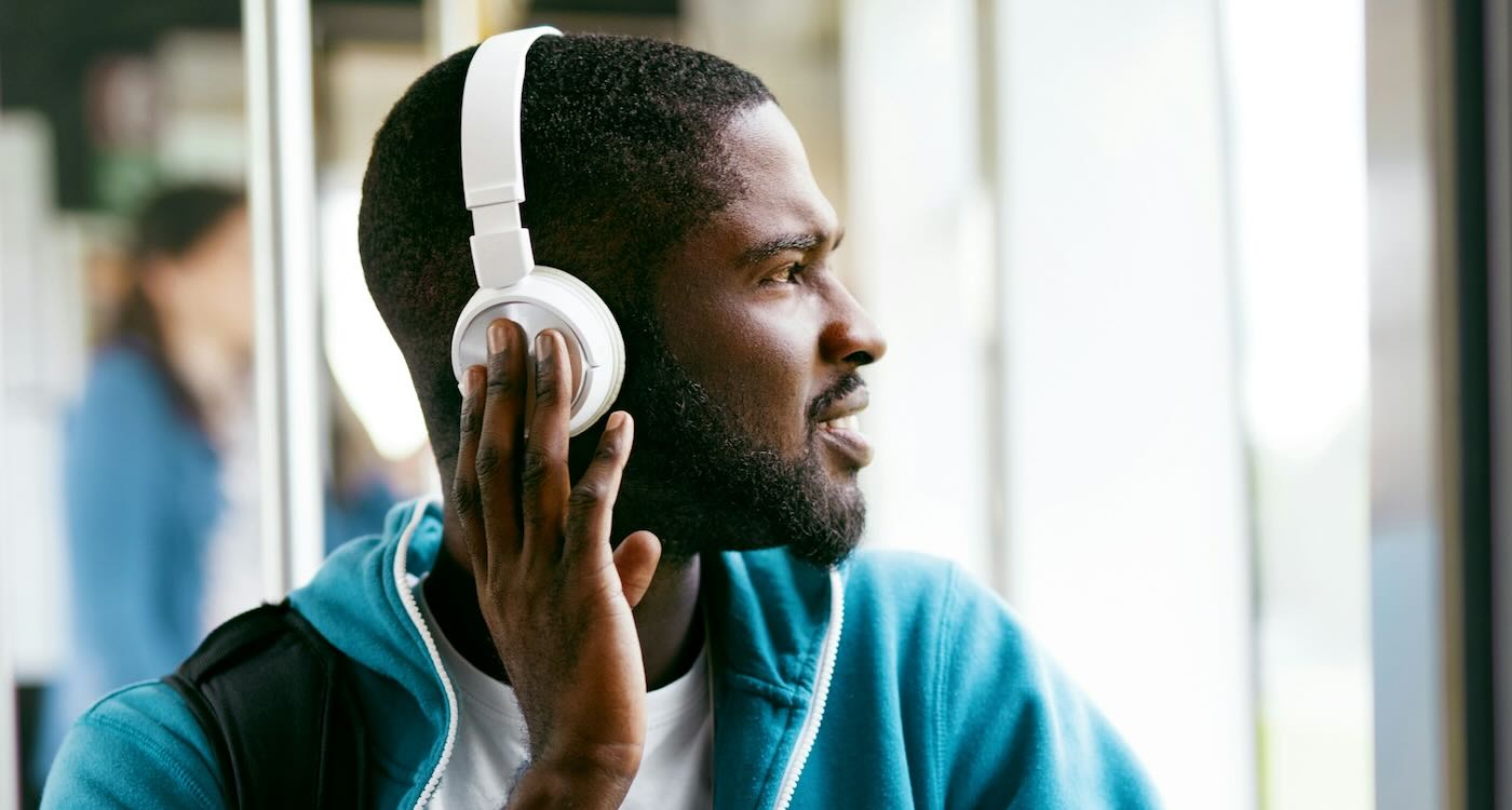 Featured image for Cheerful Music May Ease Motion Sickness, Study Finds