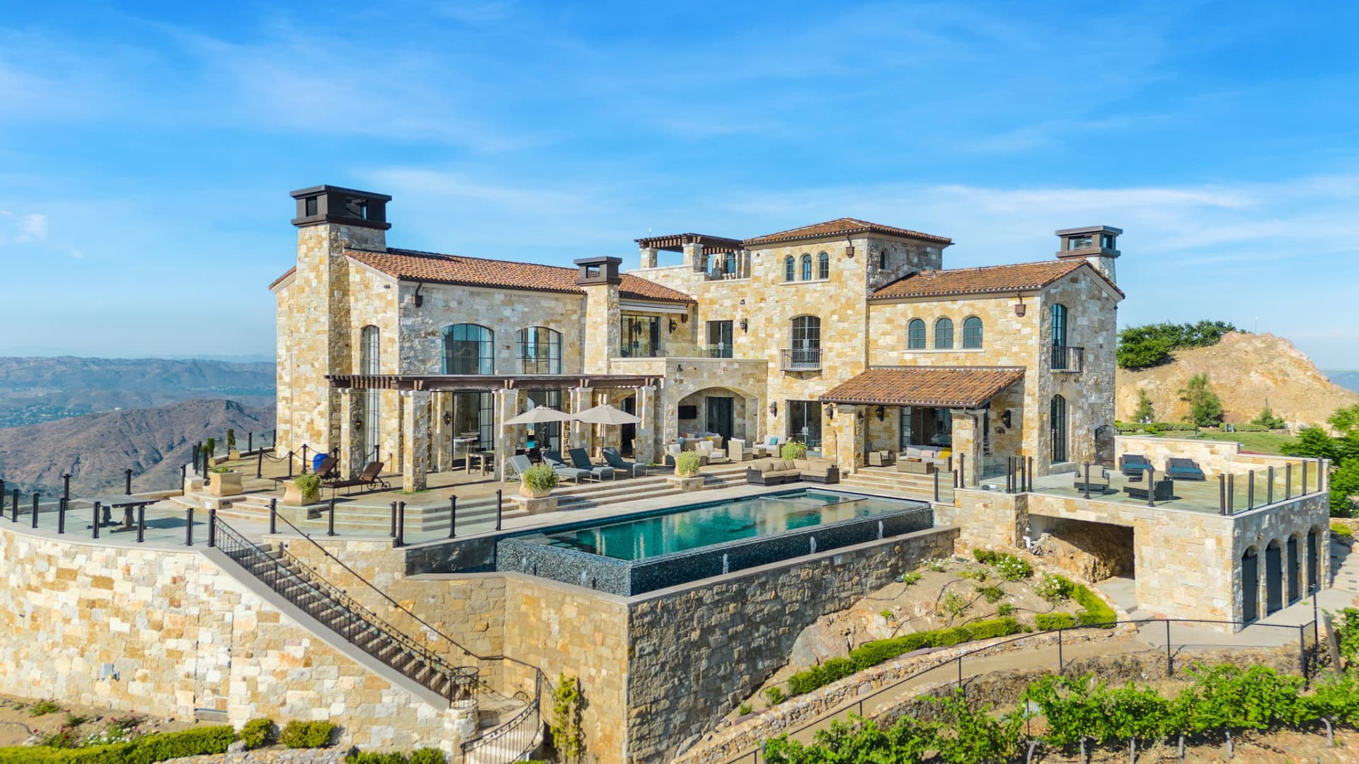 Featured image for "Exclusive Tour: Luxurious $44.5 Million Tuscan Villa Overlooking Malibu"