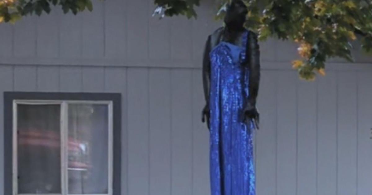 Featured image for Controversial Halloween Displays Spark Outrage and Support in Springfield