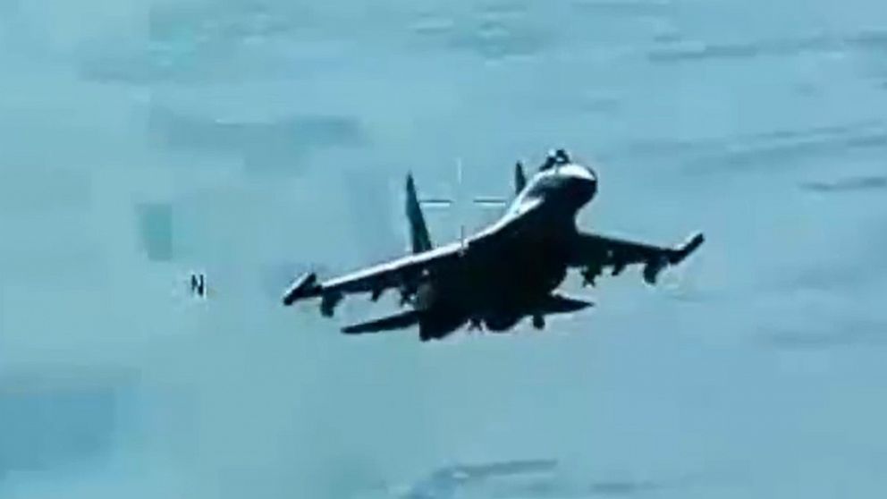 Russian Fighter Jet Damages US Drone with Flares over Syria
