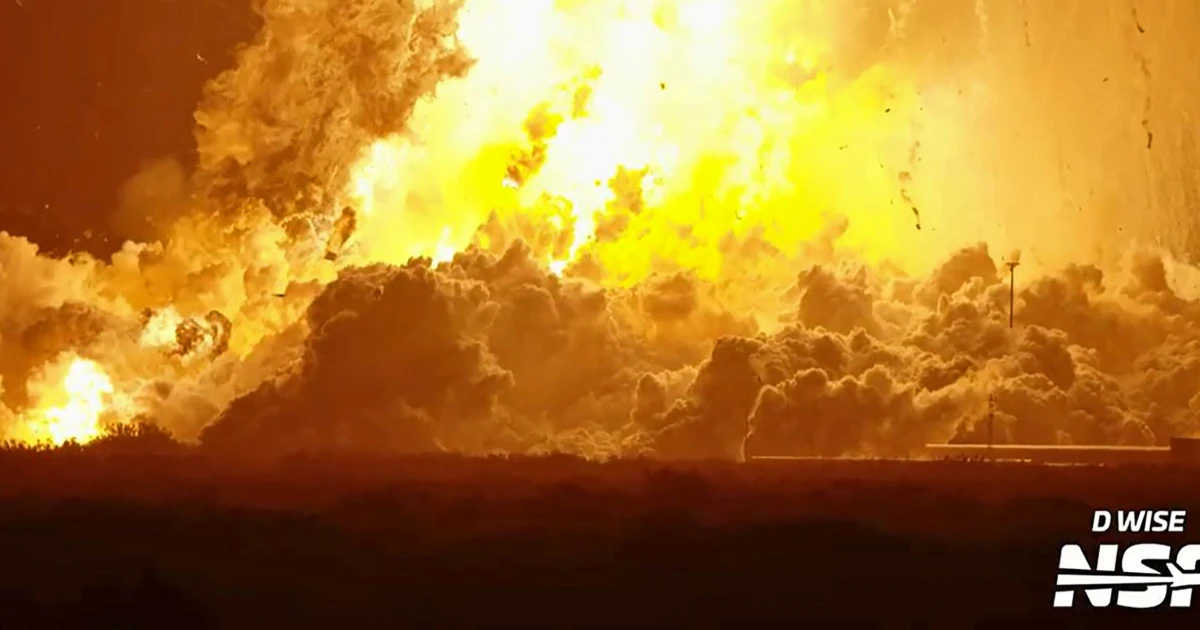 Featured image for SpaceX Starship Explodes During Test in Texas, No Injuries