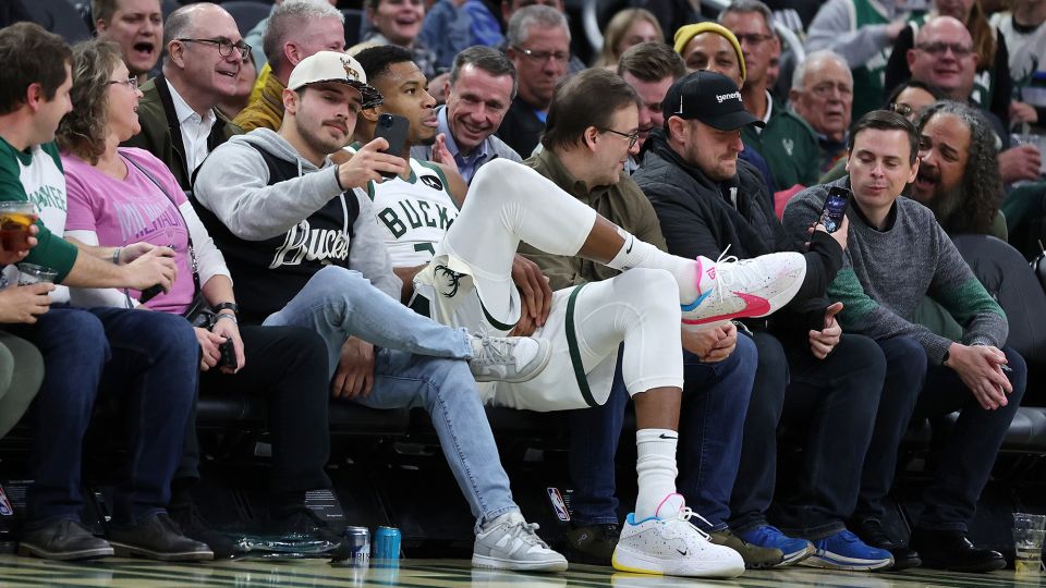 Giannis Antetokounmpo's Controversial Ejection Fuels Bucks' Victory