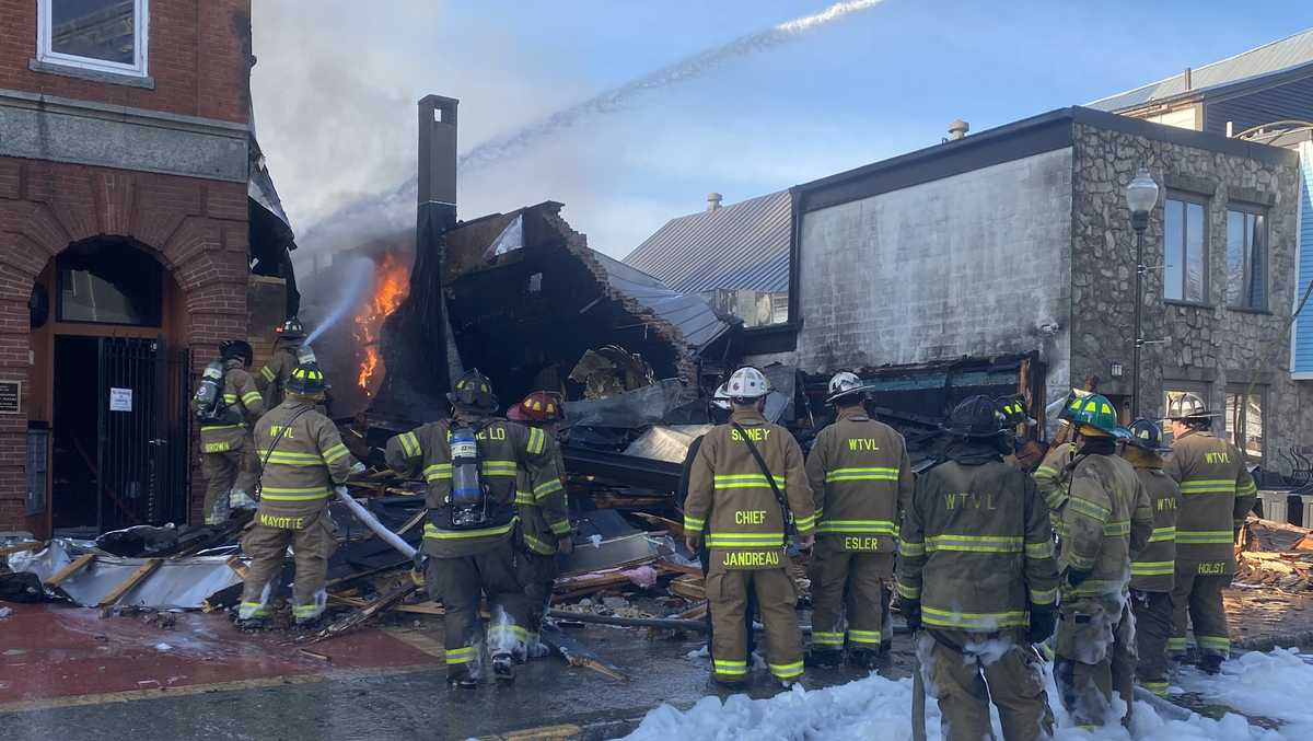Waterville restaurant destroyed in fire.