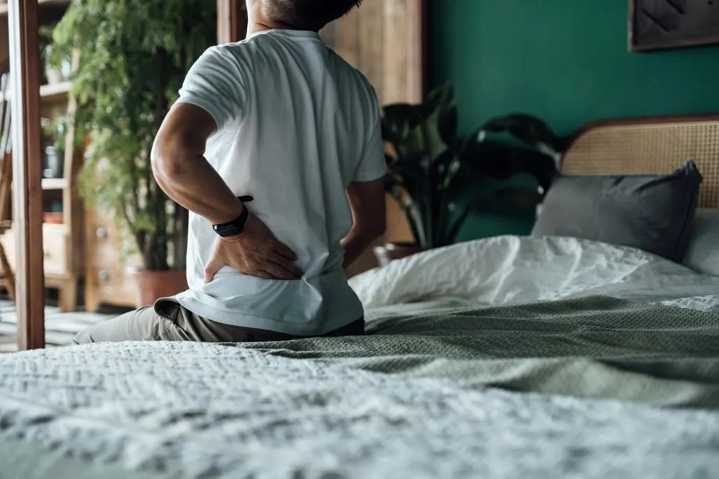 Featured image for When to Worry and Act on Back Pain: Key Signs and Causes