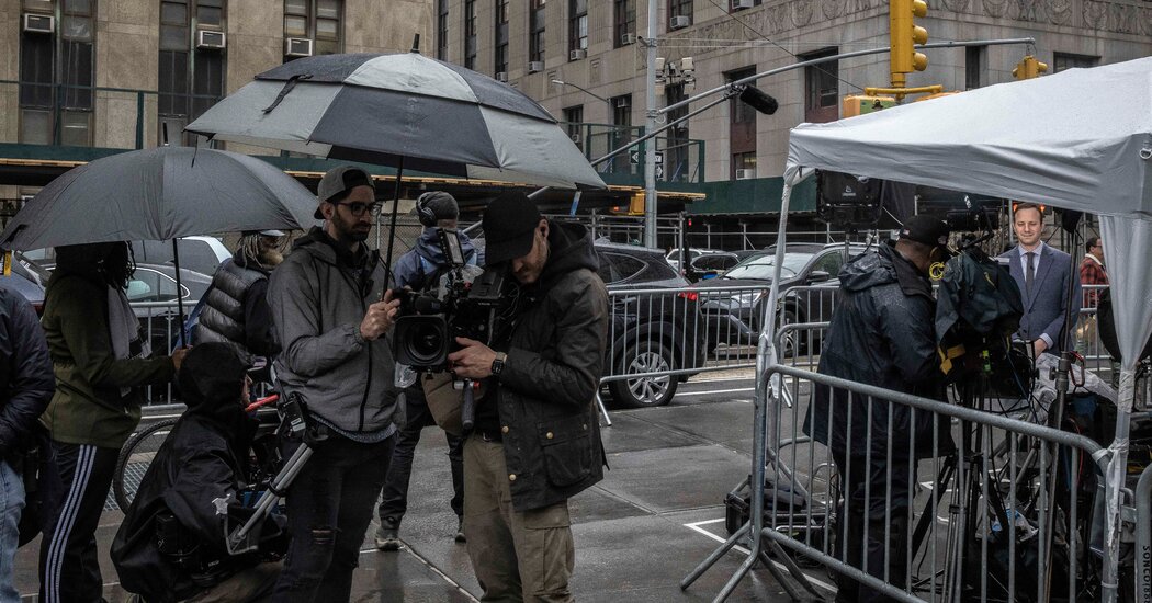 NY Grand Jury Resumes Hearing on Trump Hush-Money Case After Unexpected Delay.