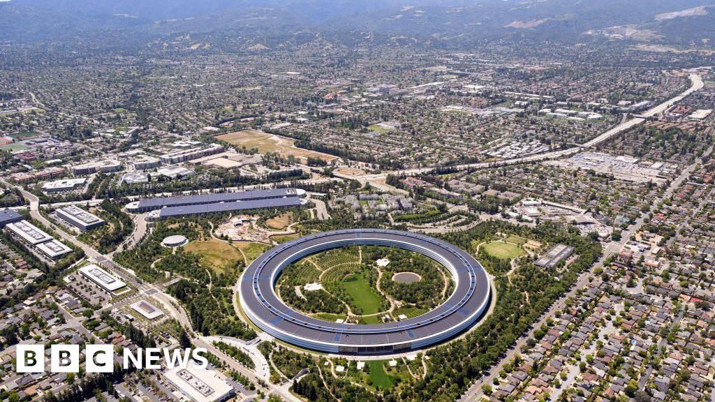 Featured image for AI Bubble Concerns Rise Amid Circular Financing and Market Rally