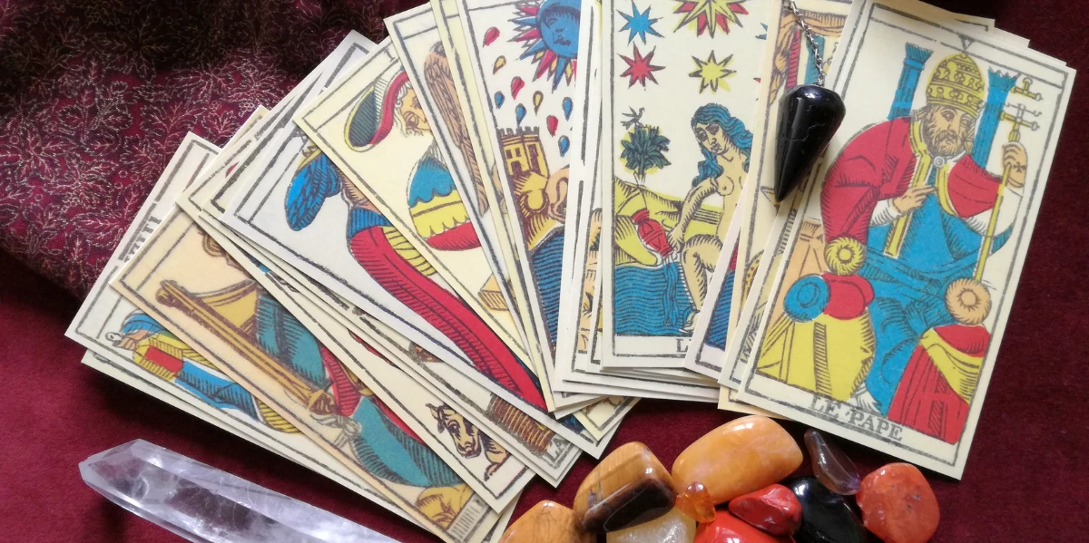 Astrological Insights: August 6, 2023 Tarot Horoscopes for Every Zodiac Sign