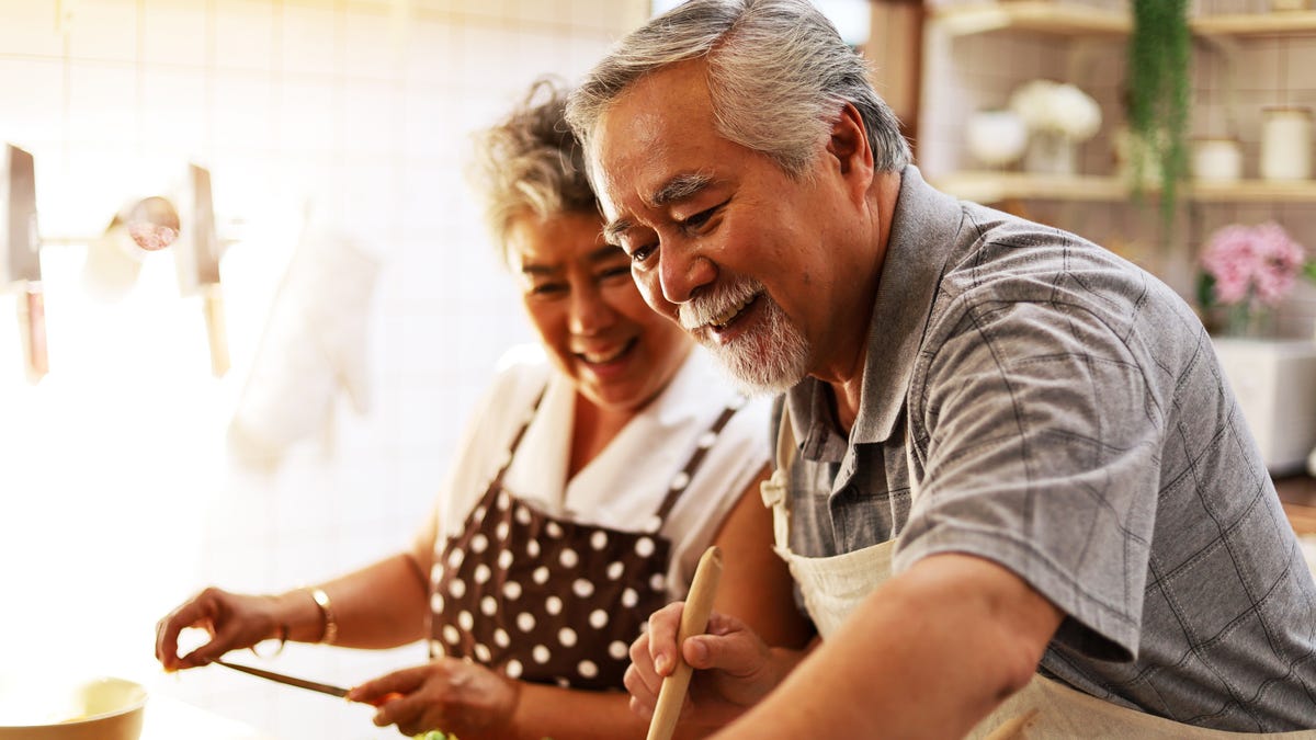 "Understanding Life Expectancy and Longevity: Tips for a Longer Life"