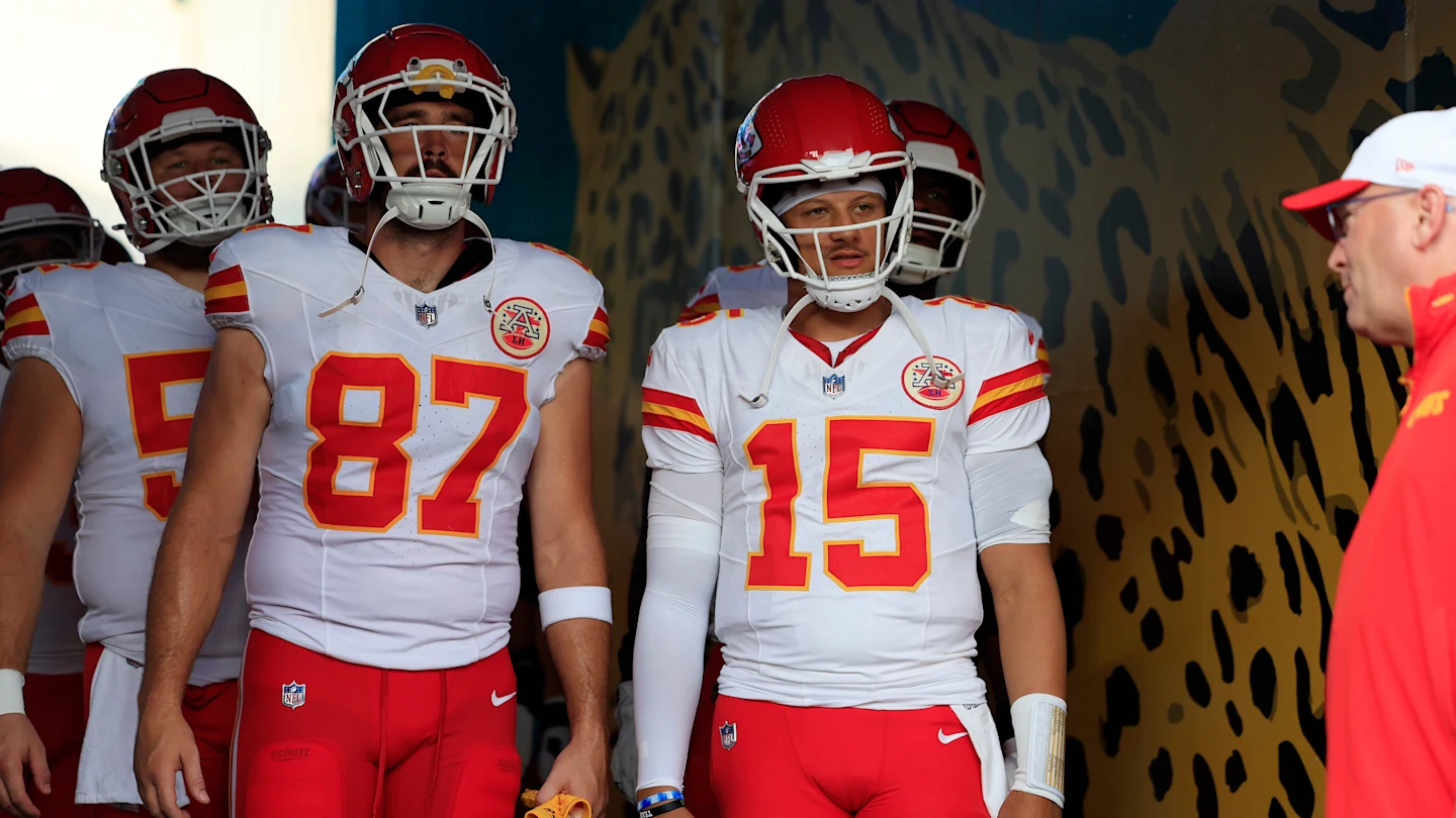 Mahomes and Kelce's Homes Burglarized Amid FBI Probe