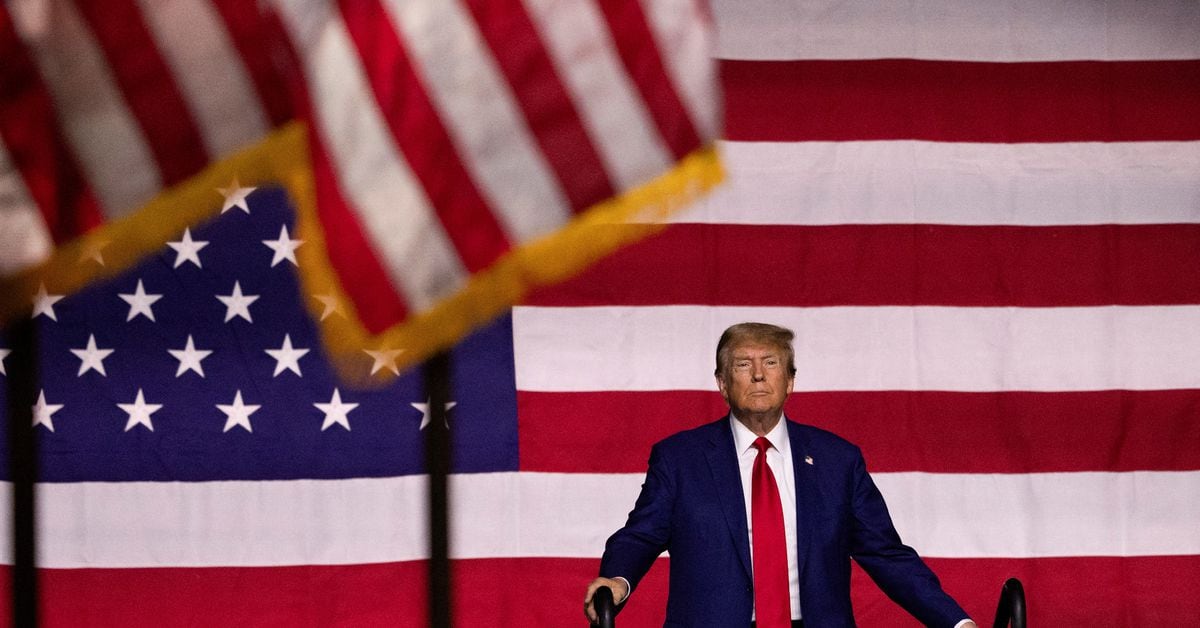 Featured image for Colorado Supreme Court Bars Trump from 2024 Primary Ballot for Role in Capitol Attack