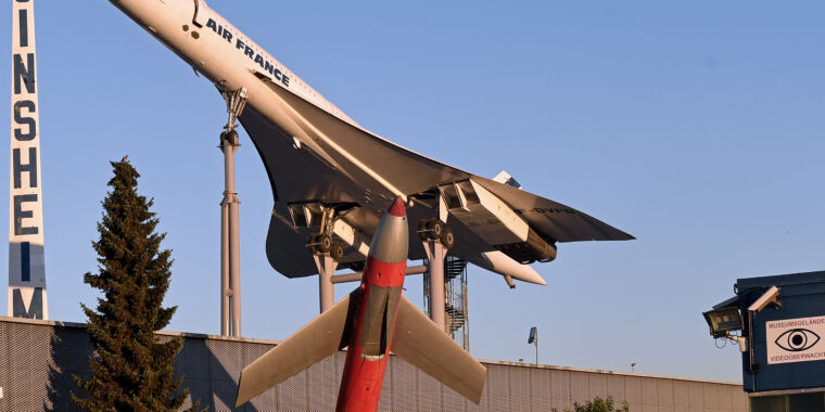 Featured image for Tech Fails: When Innovation Goes Wrong.