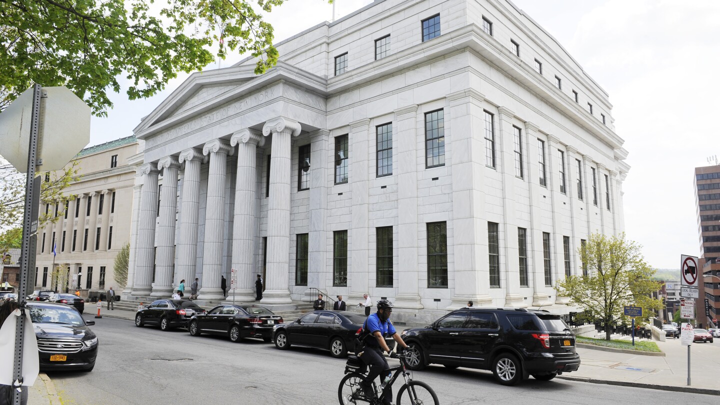 "New York's High Court Orders Redrawing of Congressional Maps, Shifting Power to Democrats"