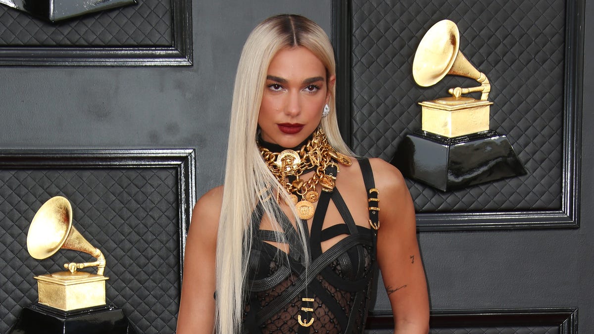 Dua Lipa victorious in 'Levitating' copyright lawsuit dismissal.