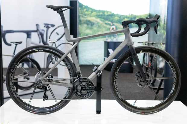 Featured image for Pilot's Seiren: A 3D-Printed Titanium Super Bike.