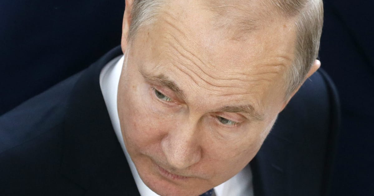 Russia Hesitant on Putin-Zelensky Summit Amid U.S. Pressure