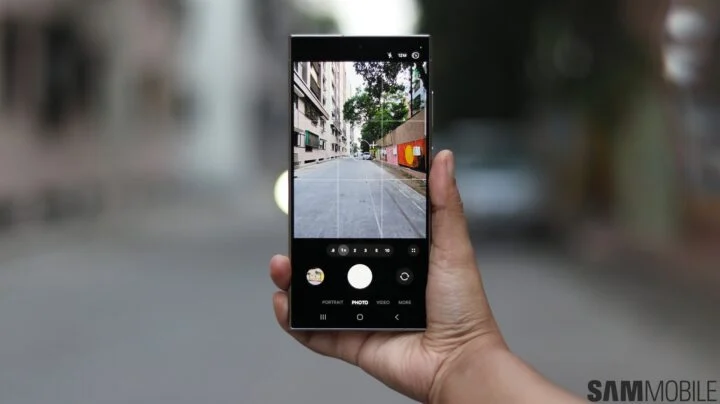 Featured image for Samsung's One UI 7 Beta: A Blend of AI, iOS Inspiration, and Android 15