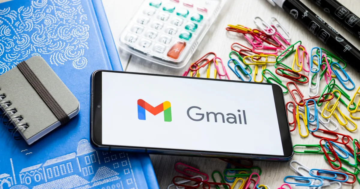 Featured image for Gmail introduces blue checkmarks for verified senders